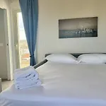 The View 11